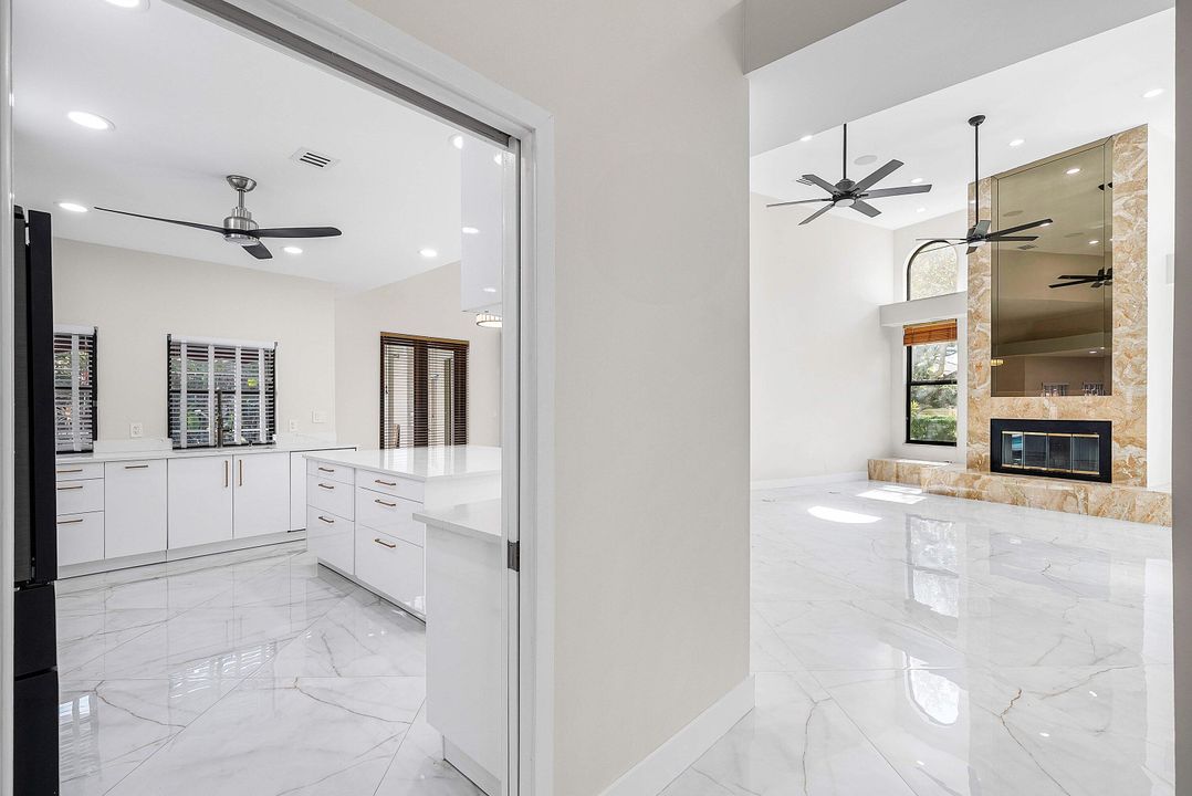 待售: $1,200,000 (5 贝兹, 3 浴室, 3319 平方英尺)