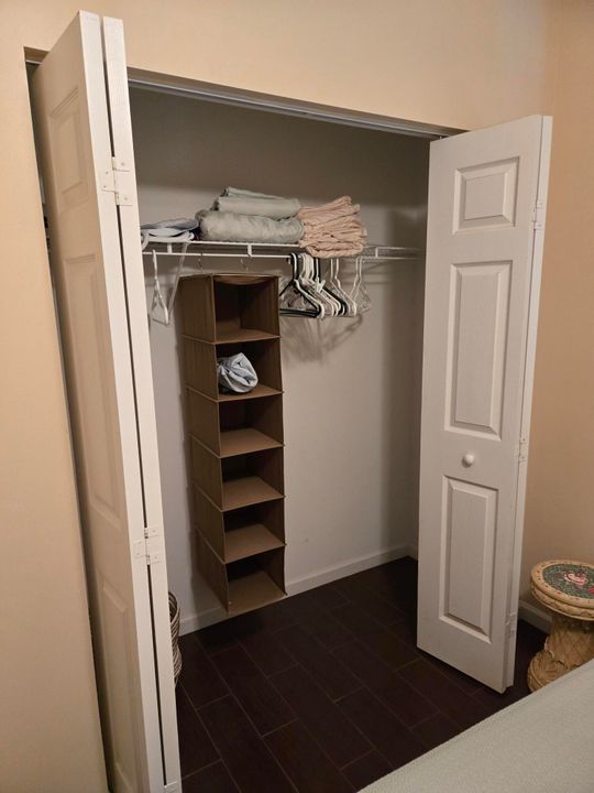 На продажу: $369,900 (3 спален, 2 ванн, 1314 Квадратных фут)