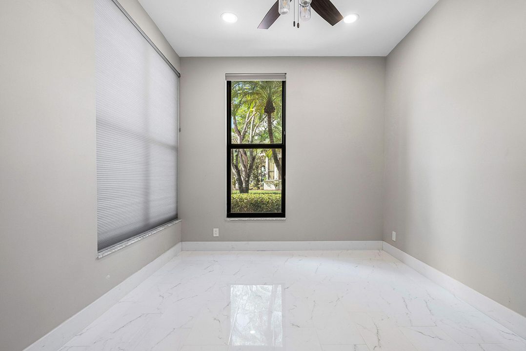 待售: $1,200,000 (5 贝兹, 3 浴室, 3319 平方英尺)