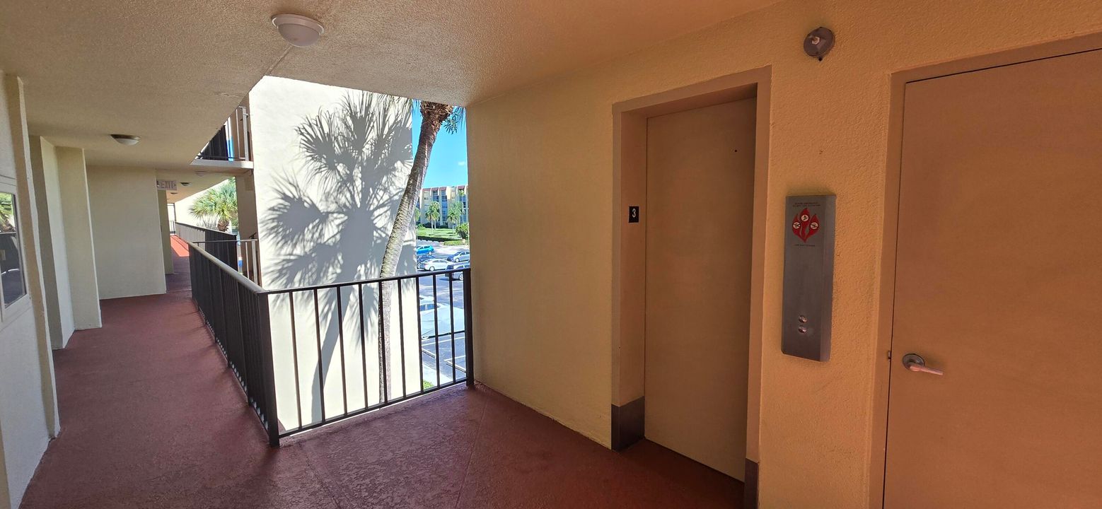 For Rent: $1,600 (2 beds, 2 baths, 1103 Square Feet)