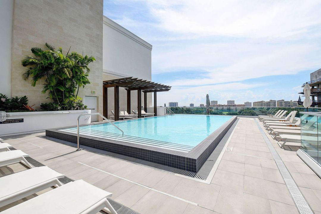 En Renta: $18,000 (2 camas, 3 baños, 1800 Pies cuadrados)