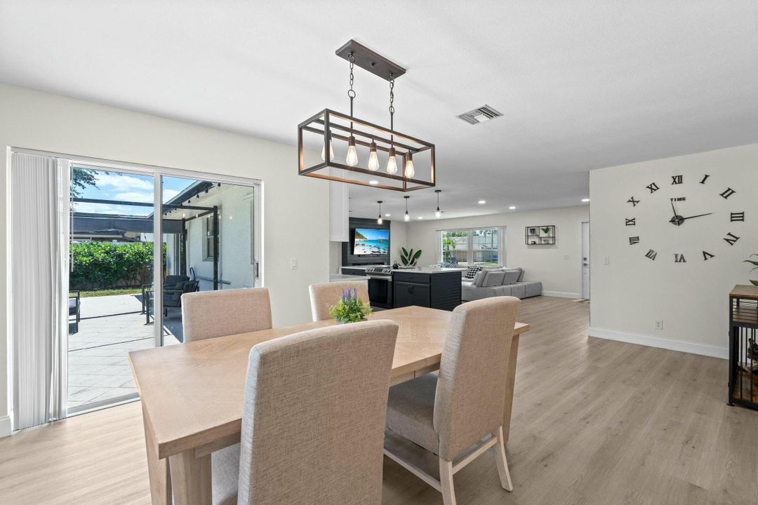 Active With Contract: $559,900 (3 beds, 2 baths, 1606 Square Feet)