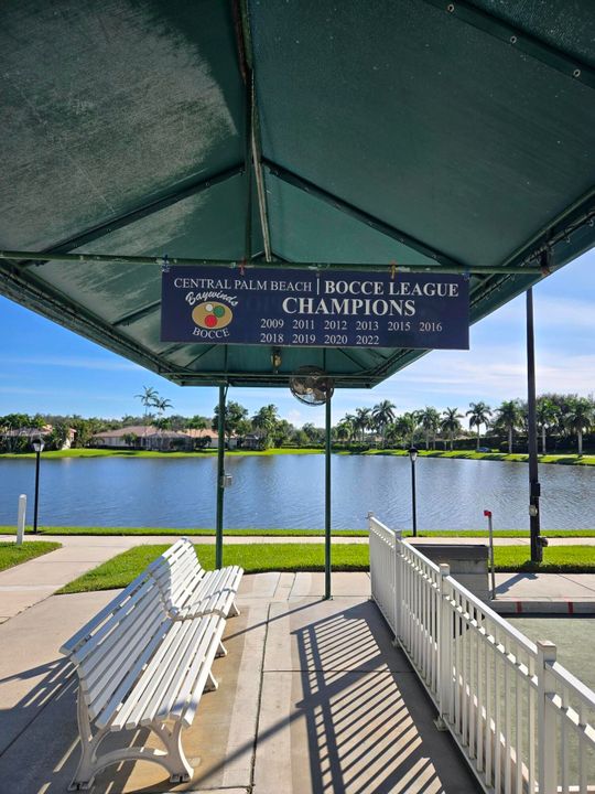 На продажу: $369,900 (3 спален, 2 ванн, 1314 Квадратных фут)