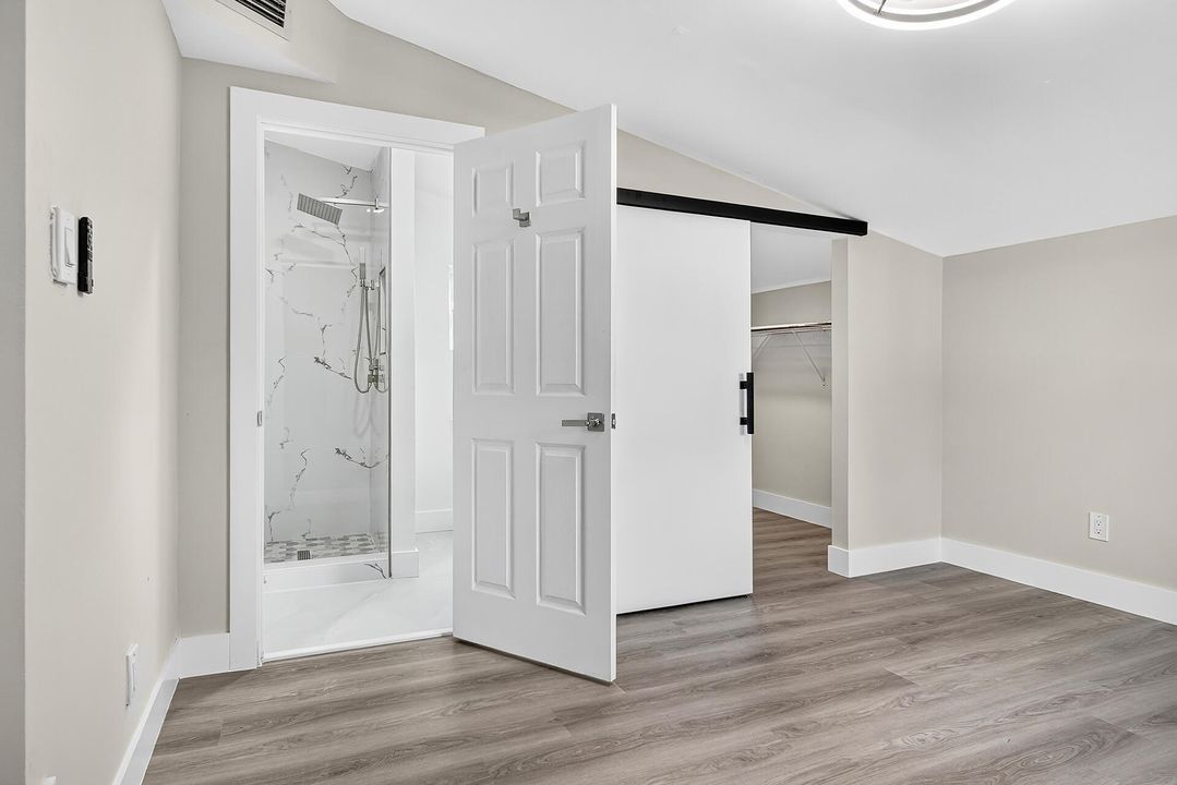 For Sale: $550,000 (4 beds, 3 baths, 1339 Square Feet)