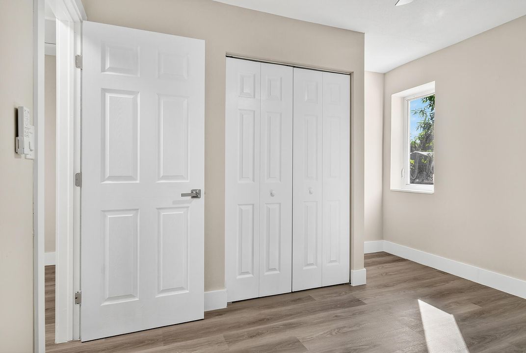 For Sale: $550,000 (4 beds, 3 baths, 1339 Square Feet)