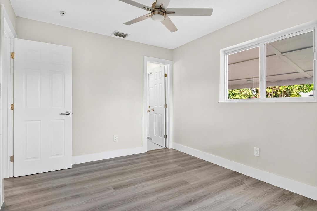 For Sale: $550,000 (4 beds, 3 baths, 1339 Square Feet)