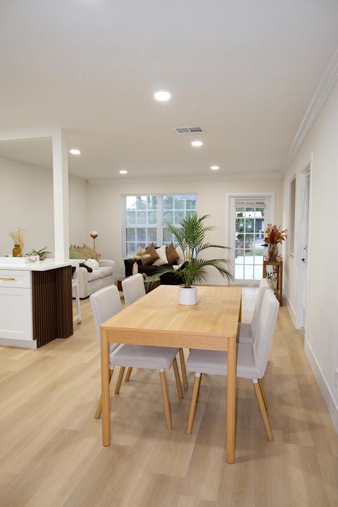 For Sale: $614,999 (3 beds, 2 baths, 1292 Square Feet)