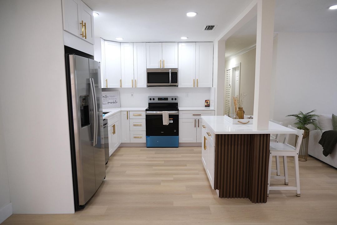 For Sale: $614,999 (3 beds, 2 baths, 1292 Square Feet)