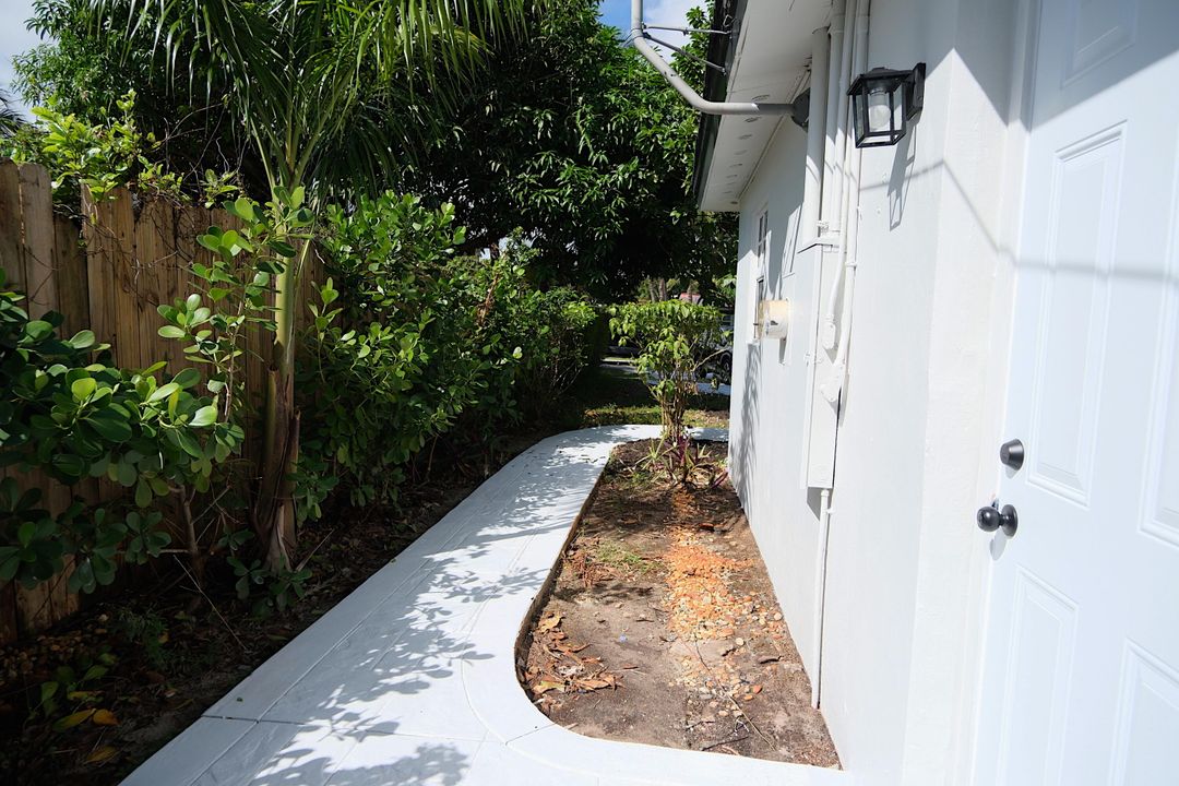 For Sale: $614,999 (3 beds, 2 baths, 1292 Square Feet)