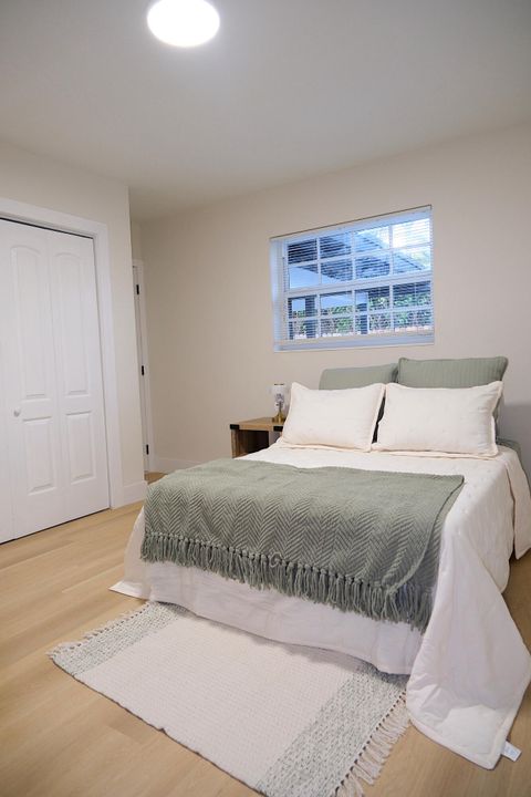 For Sale: $614,999 (3 beds, 2 baths, 1292 Square Feet)