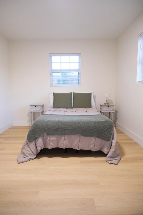 For Sale: $614,999 (3 beds, 2 baths, 1292 Square Feet)