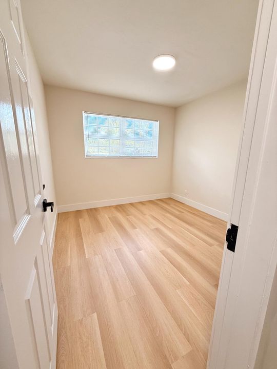 For Sale: $614,999 (3 beds, 2 baths, 1292 Square Feet)