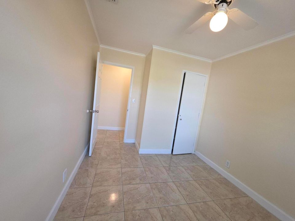 For Sale: $349,000 (3 beds, 1 baths, 850 Square Feet)
