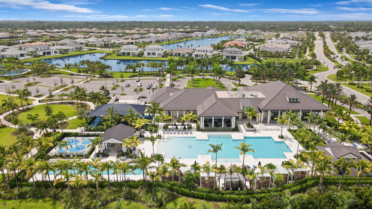 For Sale: $1,118,000 (3 beds, 4 baths, 2584 Square Feet)