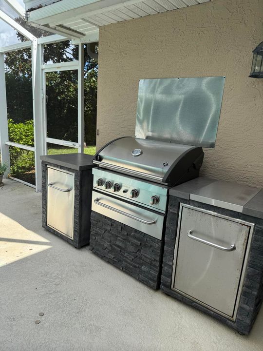 For Sale: $1,240,000 (4 beds, 3 baths, 3853 Square Feet)