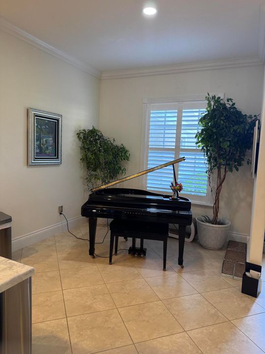 For Sale: $1,240,000 (4 beds, 3 baths, 3853 Square Feet)