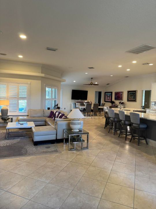 For Sale: $1,240,000 (4 beds, 3 baths, 3853 Square Feet)