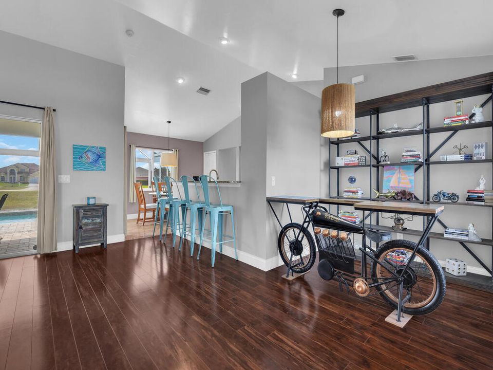 待售: $347,000 (3 贝兹, 2 浴室, 1589 平方英尺)