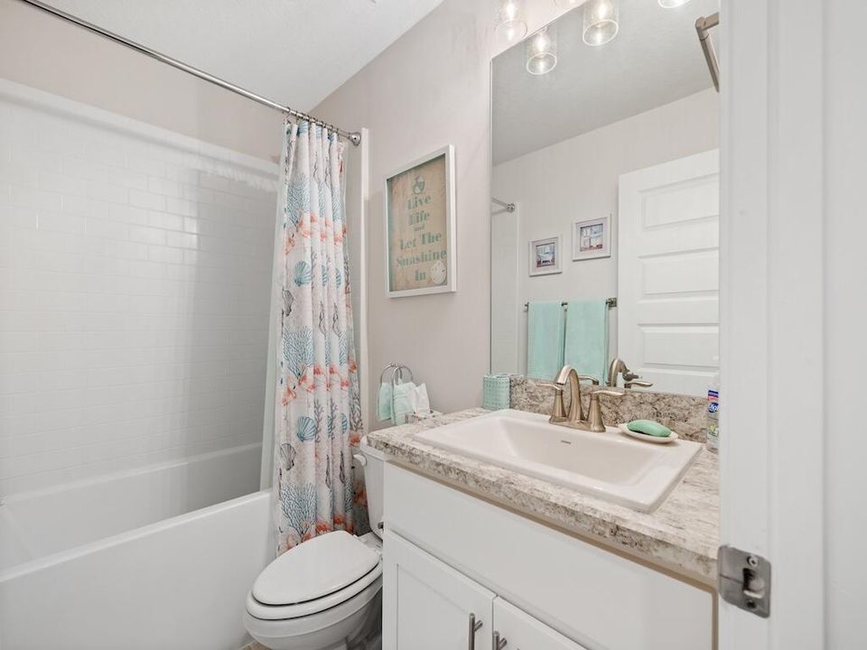 For Sale: $419,000 (4 beds, 2 baths, 2002 Square Feet)