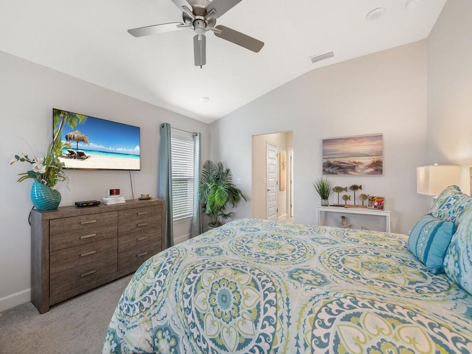 For Sale: $419,000 (4 beds, 2 baths, 2002 Square Feet)