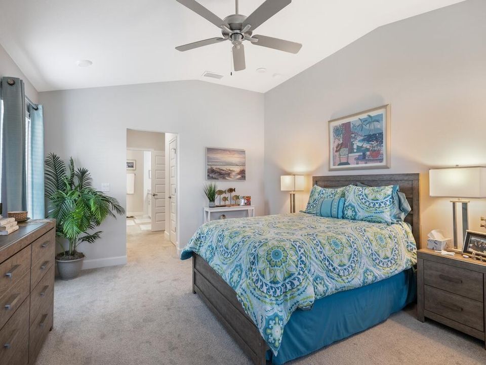 For Sale: $419,000 (4 beds, 2 baths, 2002 Square Feet)