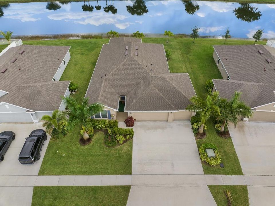 For Sale: $419,000 (4 beds, 2 baths, 2002 Square Feet)