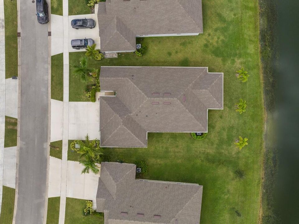 For Sale: $419,000 (4 beds, 2 baths, 2002 Square Feet)