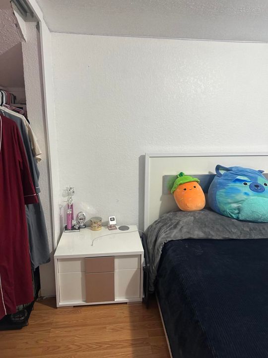 For Rent: $2,500 (2 beds, 1 baths, 780 Square Feet)