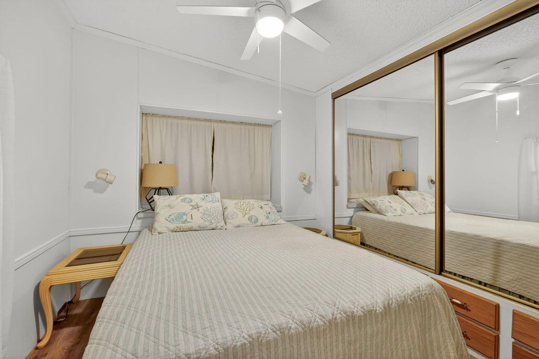 For Sale: $525,000 (1 beds, 1 baths, 948 Square Feet)