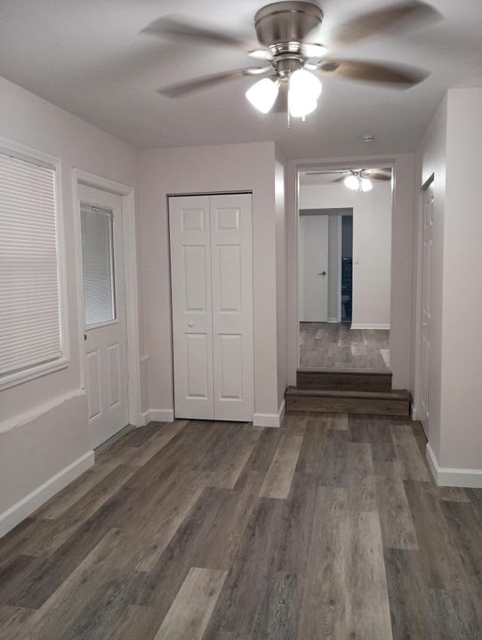 出租: $2,500 (3 贝兹, 2 浴室, 1410 平方英尺)