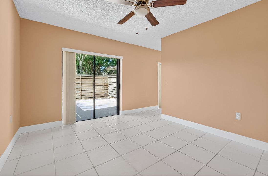 En Venta: $375,000 (2 camas, 2 baños, 1488 Pies cuadrados)