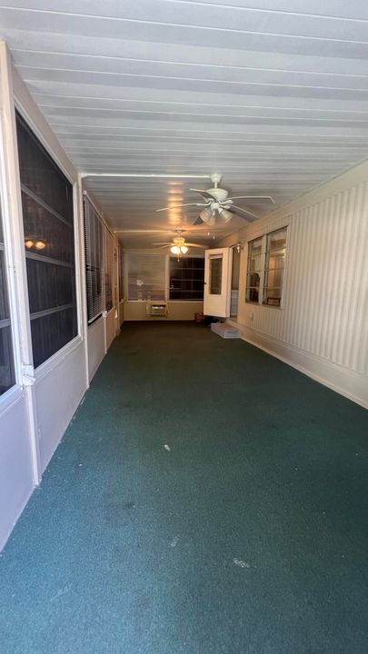 For Rent: $1,600 (2 beds, 1 baths, 672 Square Feet)