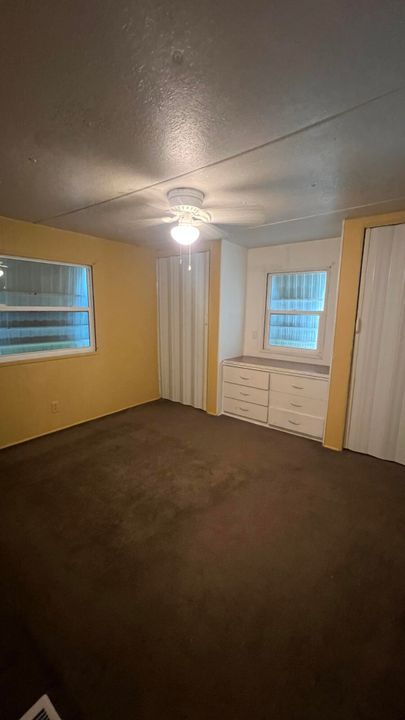 For Rent: $1,600 (2 beds, 1 baths, 672 Square Feet)