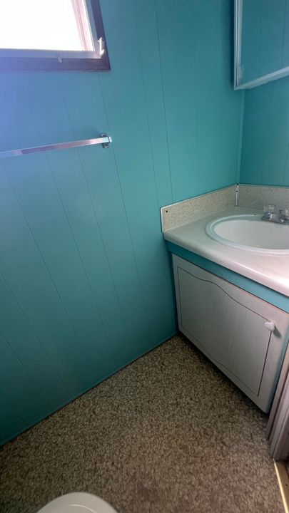 For Rent: $1,600 (2 beds, 1 baths, 672 Square Feet)