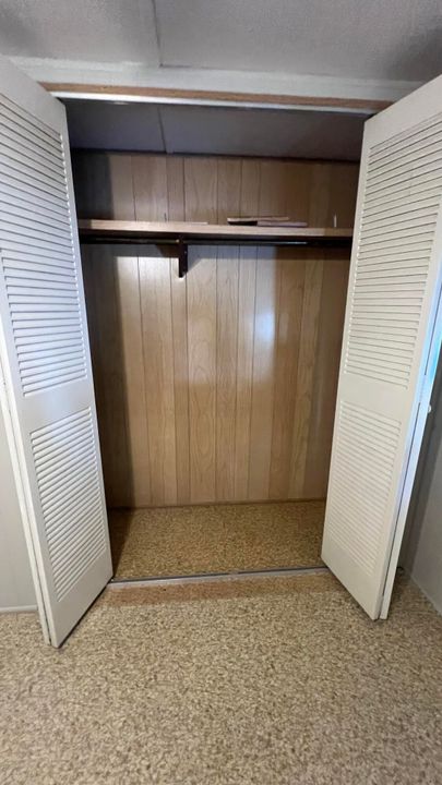 For Rent: $1,600 (2 beds, 1 baths, 672 Square Feet)