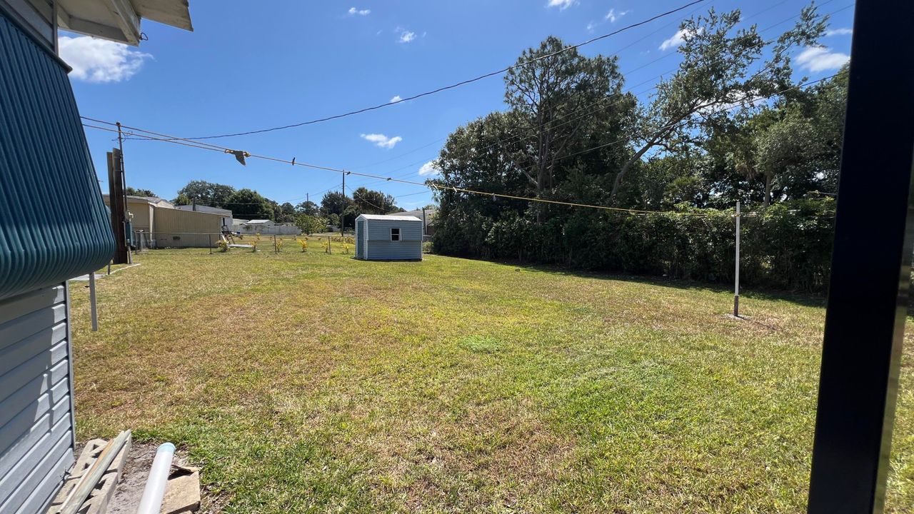 For Rent: $1,600 (2 beds, 1 baths, 672 Square Feet)