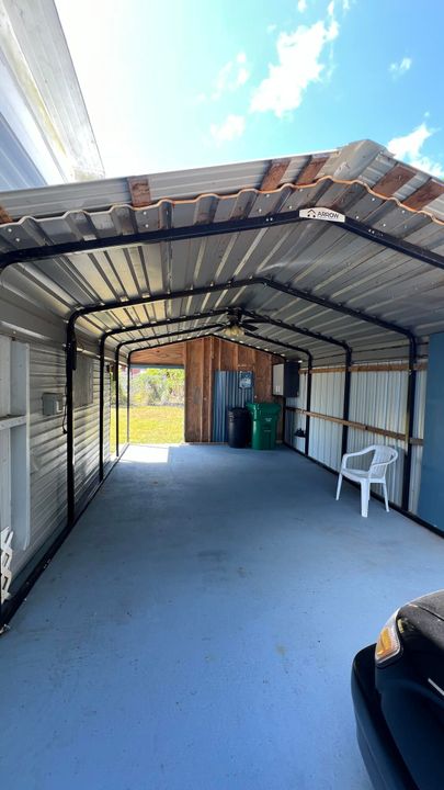 For Rent: $1,600 (2 beds, 1 baths, 672 Square Feet)