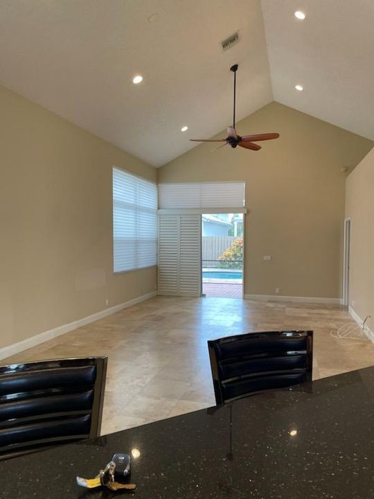 For Rent: $7,000 (3 beds, 2 baths, 1757 Square Feet)