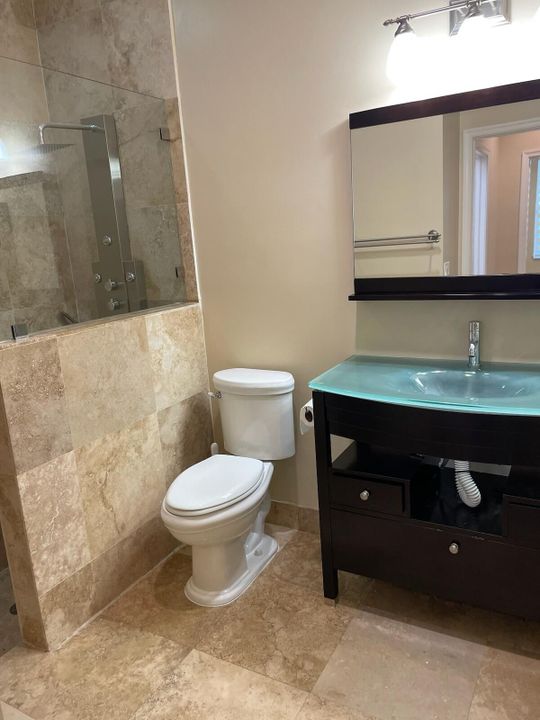 For Rent: $7,000 (3 beds, 2 baths, 1757 Square Feet)