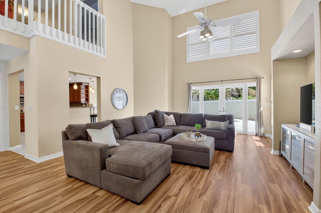 Activo con contrato: $825,000 (4 camas, 3 baños, 2495 Pies cuadrados)