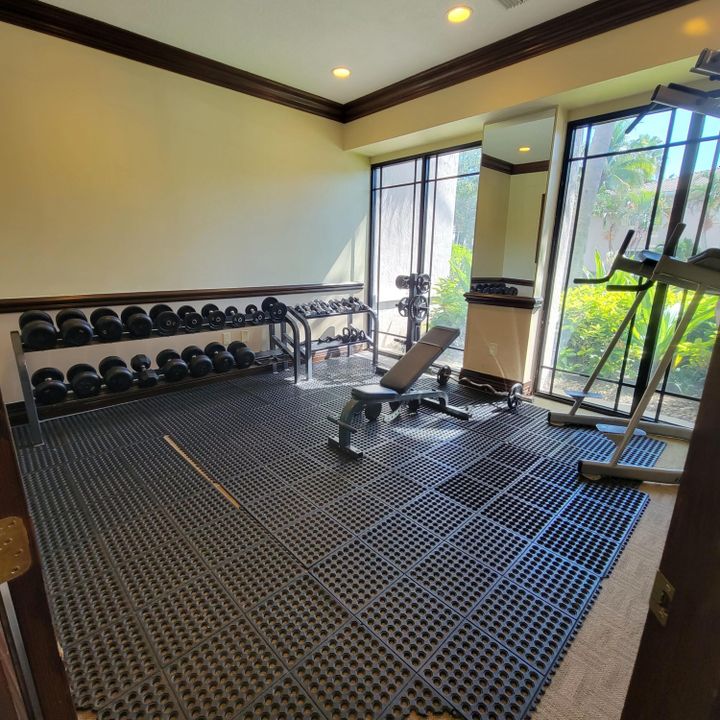 Под контрактом: $2,500 (2 спален, 2 ванн, 1070 Квадратных фут)