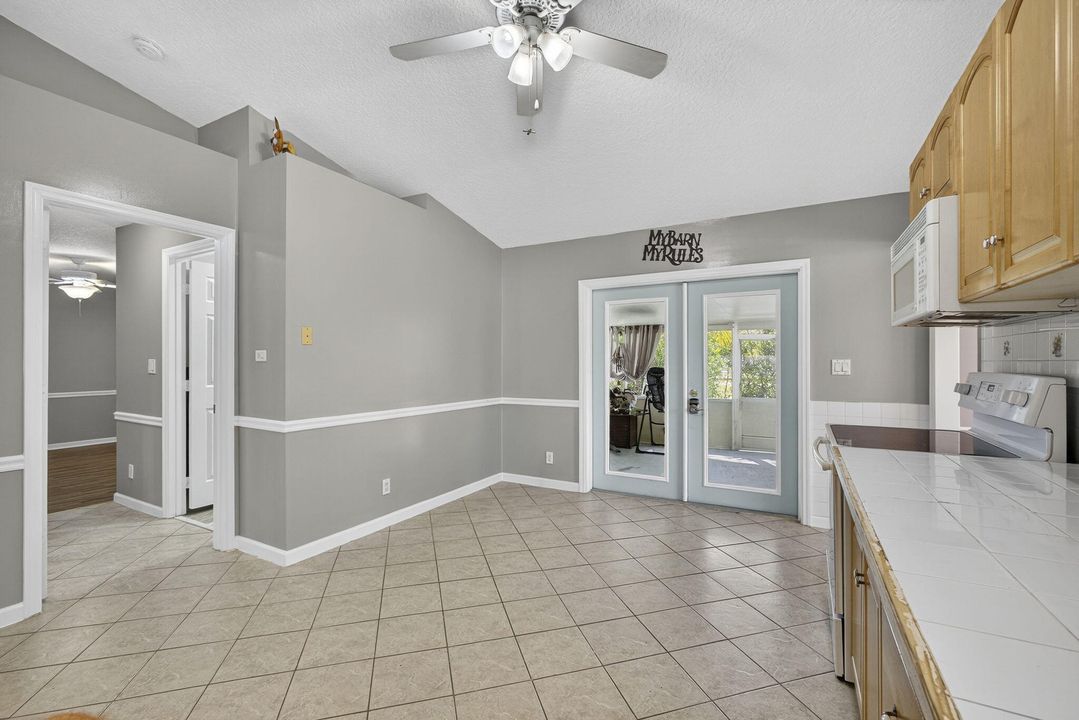 For Sale: $599,000 (4 beds, 2 baths, 1665 Square Feet)