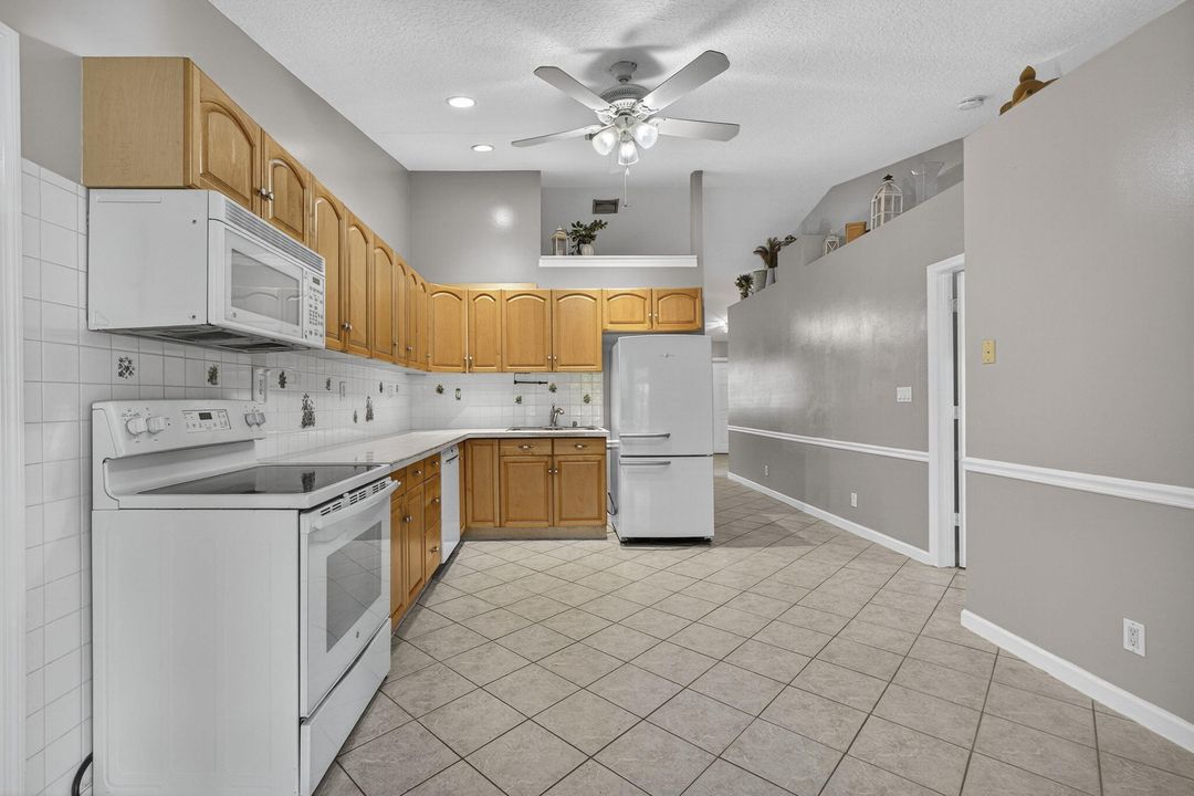 For Sale: $599,000 (4 beds, 2 baths, 1665 Square Feet)