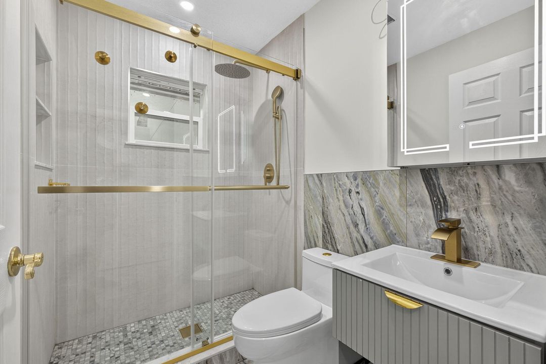 For Sale: $599,000 (4 beds, 2 baths, 1665 Square Feet)