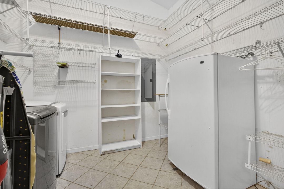 For Sale: $599,000 (4 beds, 2 baths, 1665 Square Feet)