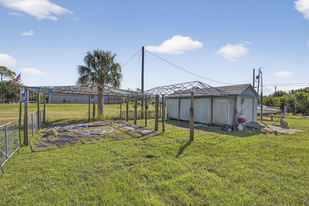 For Sale: $599,000 (4 beds, 2 baths, 1665 Square Feet)