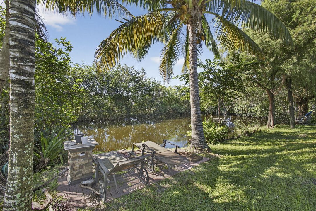 For Sale: $599,000 (4 beds, 2 baths, 1665 Square Feet)