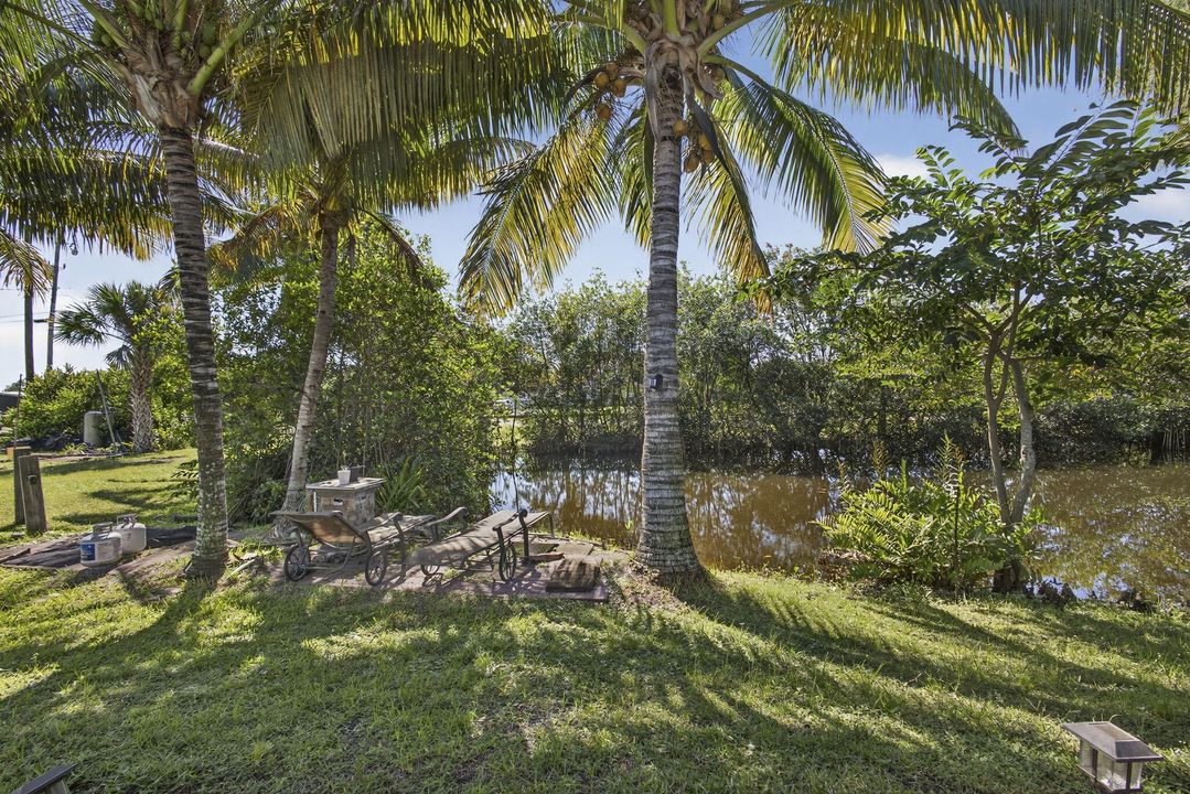 For Sale: $599,000 (4 beds, 2 baths, 1665 Square Feet)