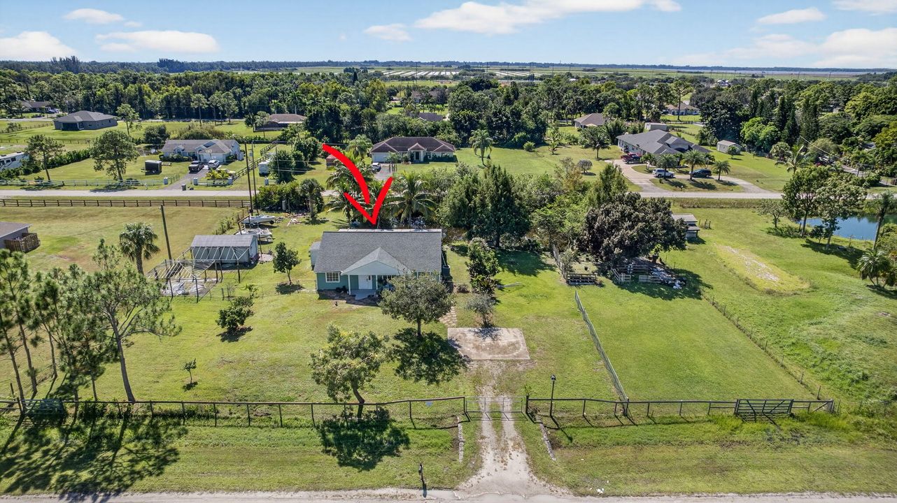 For Sale: $599,000 (4 beds, 2 baths, 1665 Square Feet)