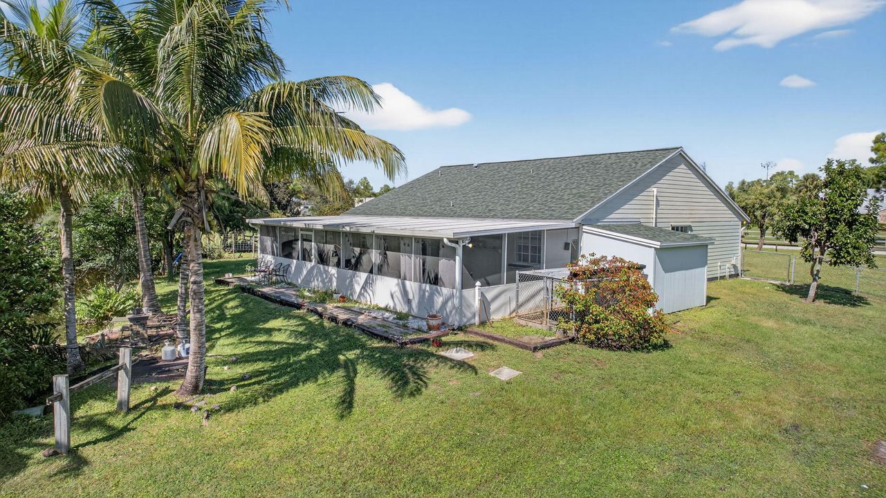 For Sale: $599,000 (4 beds, 2 baths, 1665 Square Feet)